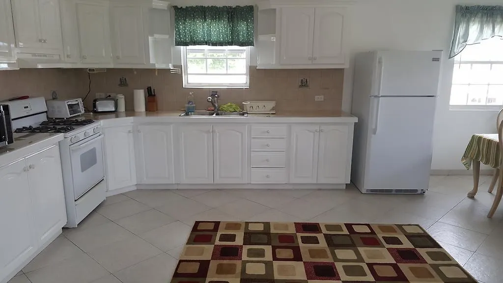 Worthing Beach Apartments 布里奇敦 巴巴多斯岛